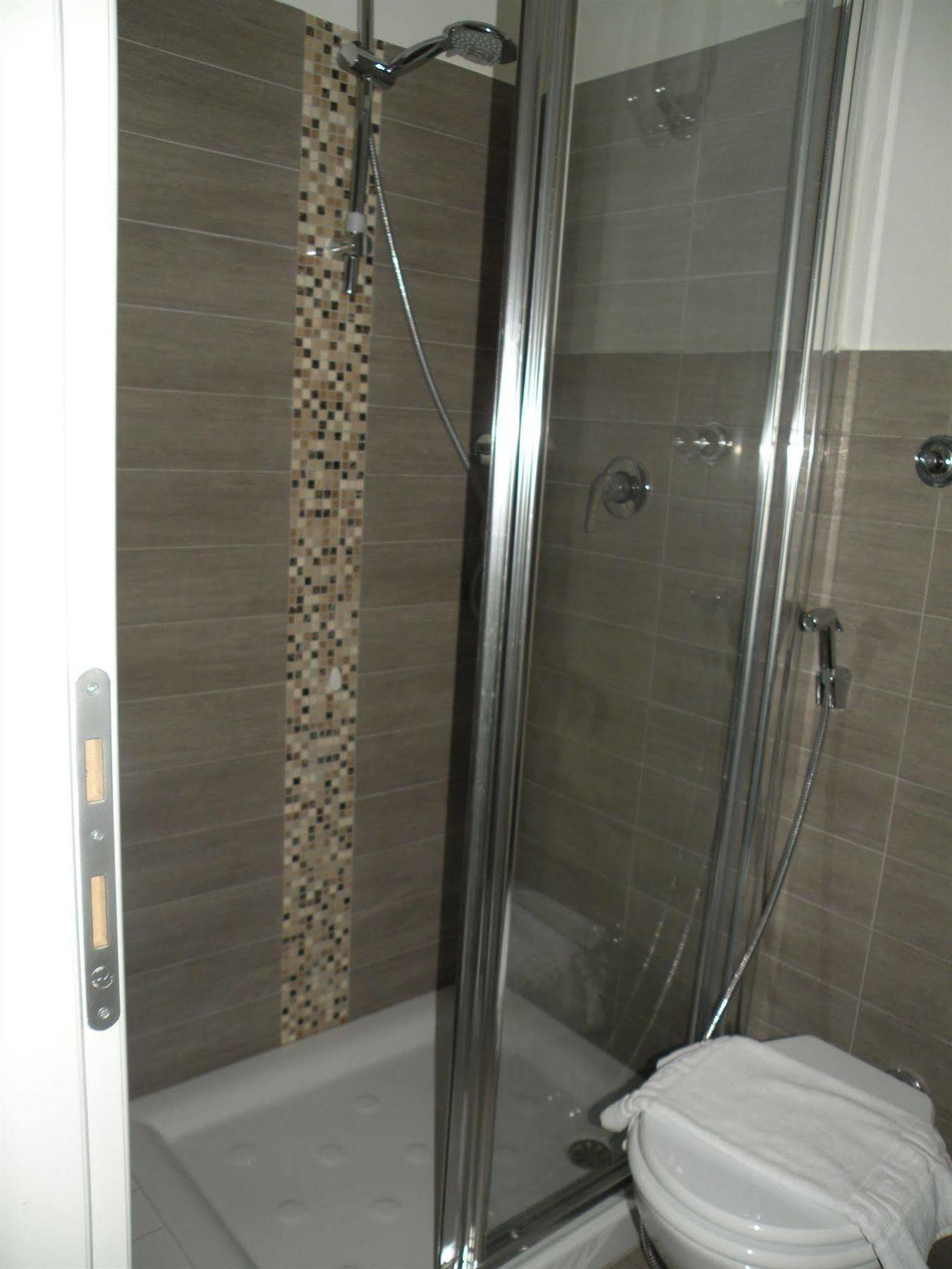 Sotto La Cupola Bed & Breakfast Rome Bagian luar foto