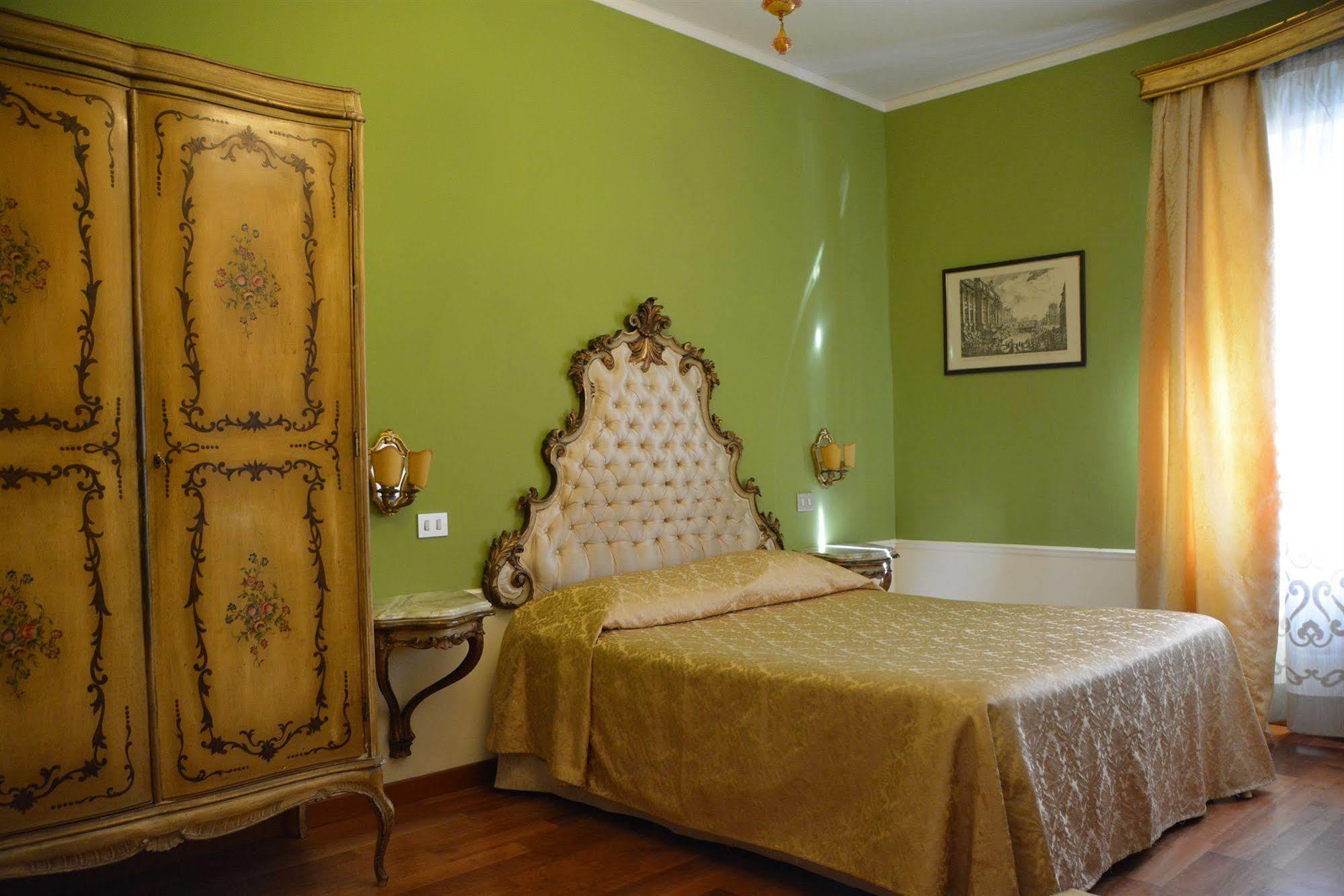 Sotto La Cupola Bed & Breakfast Rome Bagian luar foto