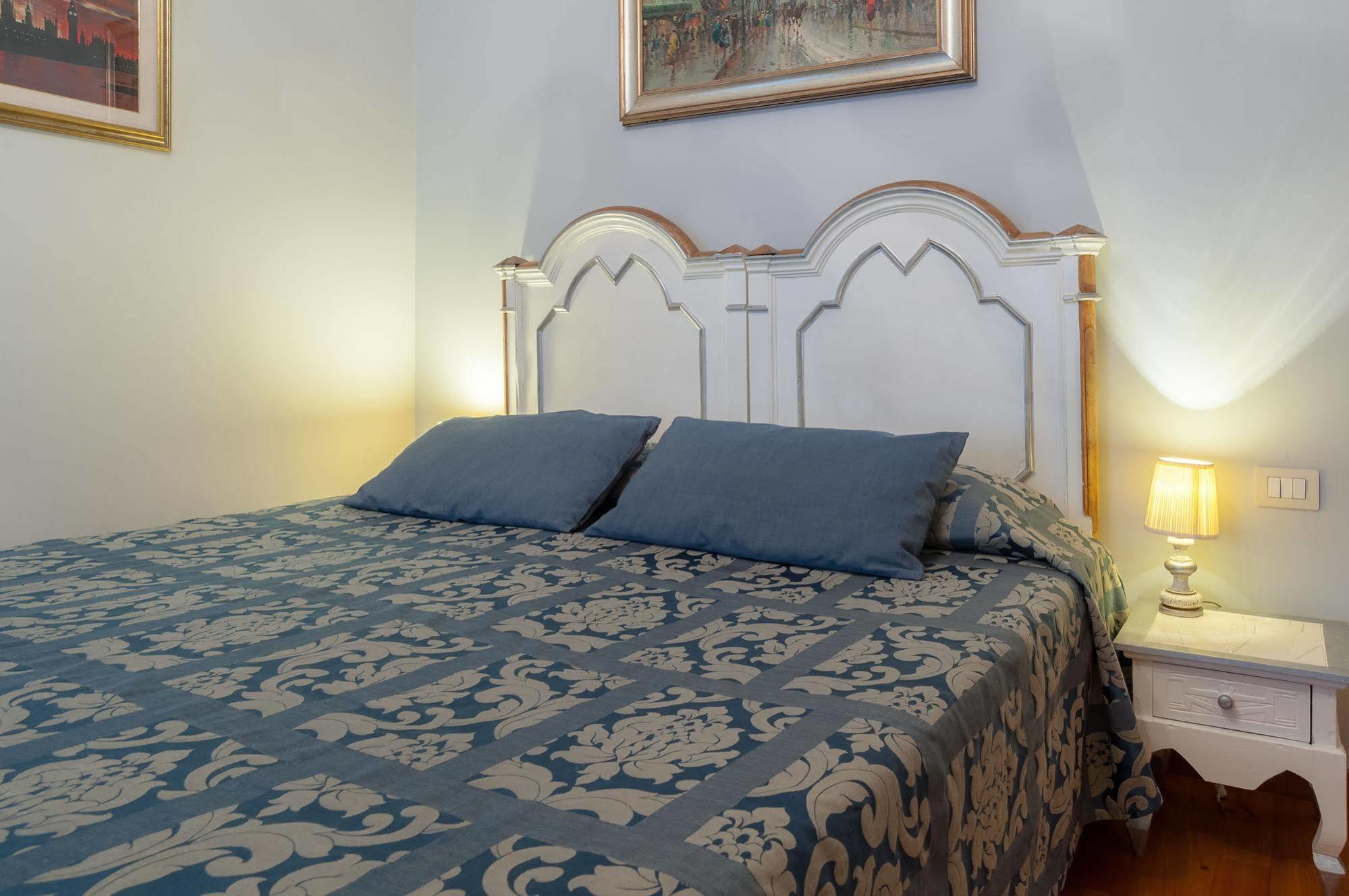 Sotto La Cupola Bed & Breakfast Rome Bagian luar foto